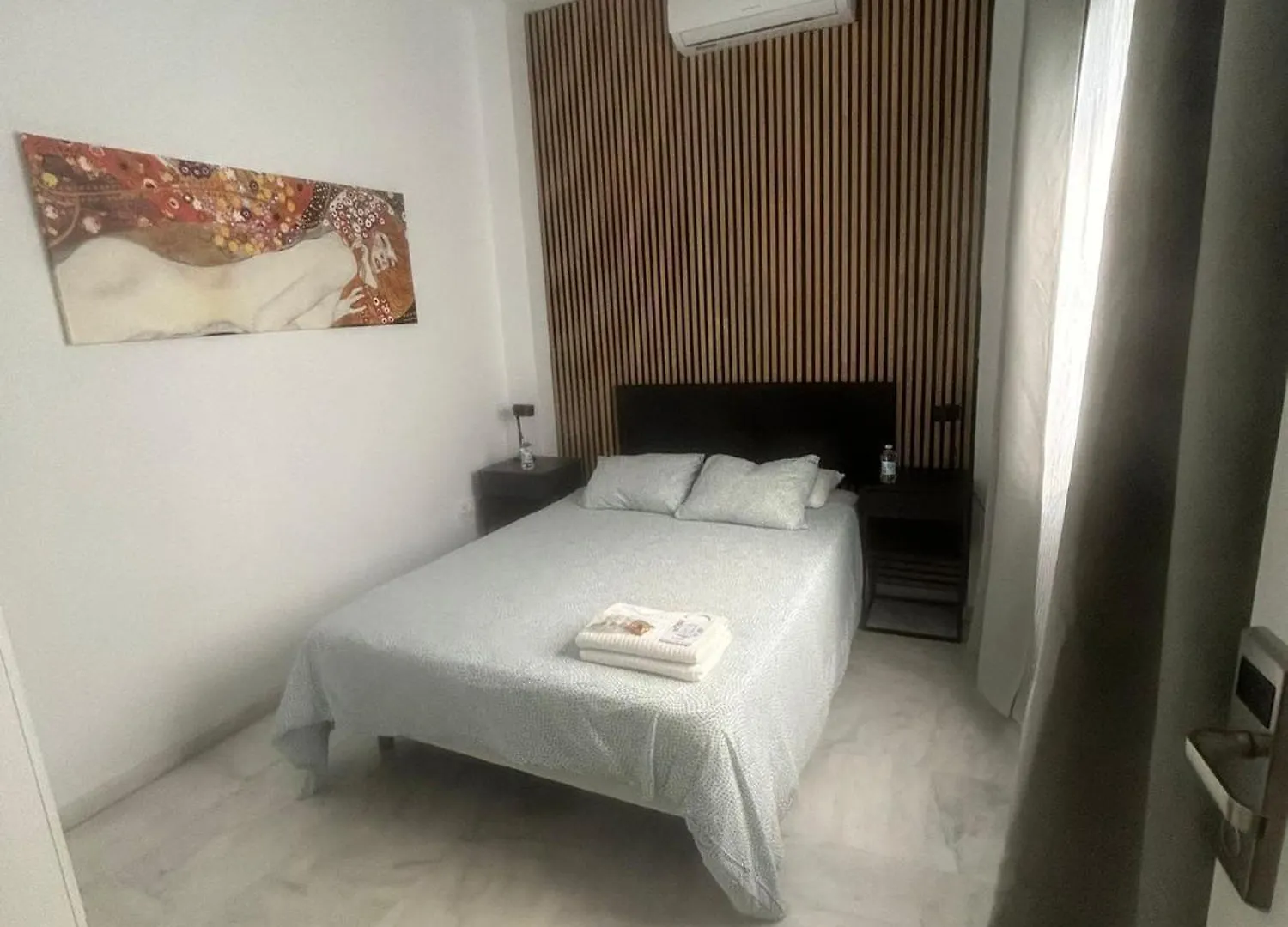 The Spot Central Hostel Seville Guest house