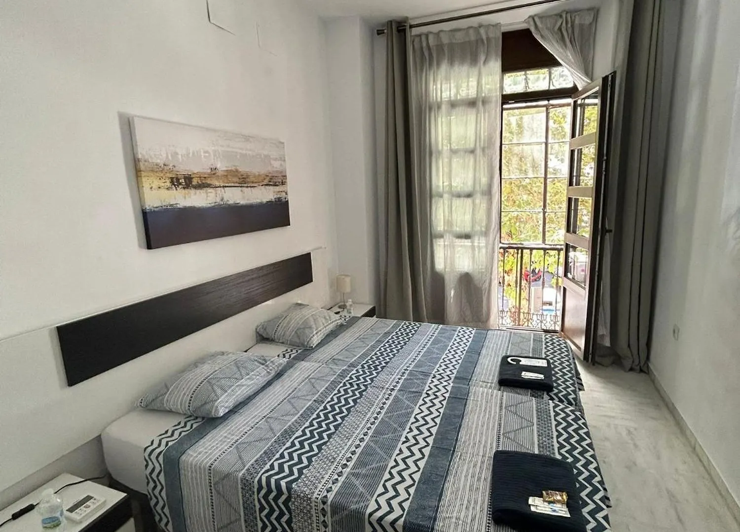 The Spot Central Hostel Seville Guest house