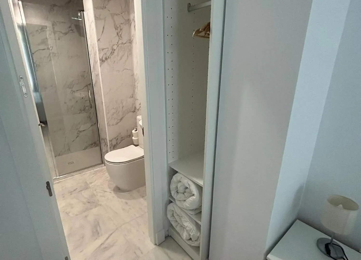 The Spot Central Hostel Севилья Гостевой дом